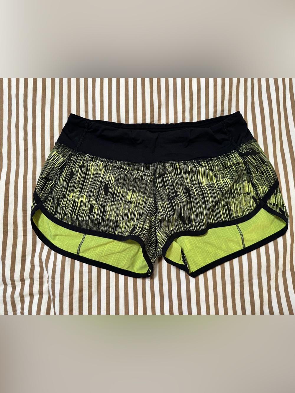 lululemon Athletic Running Shorts size 4